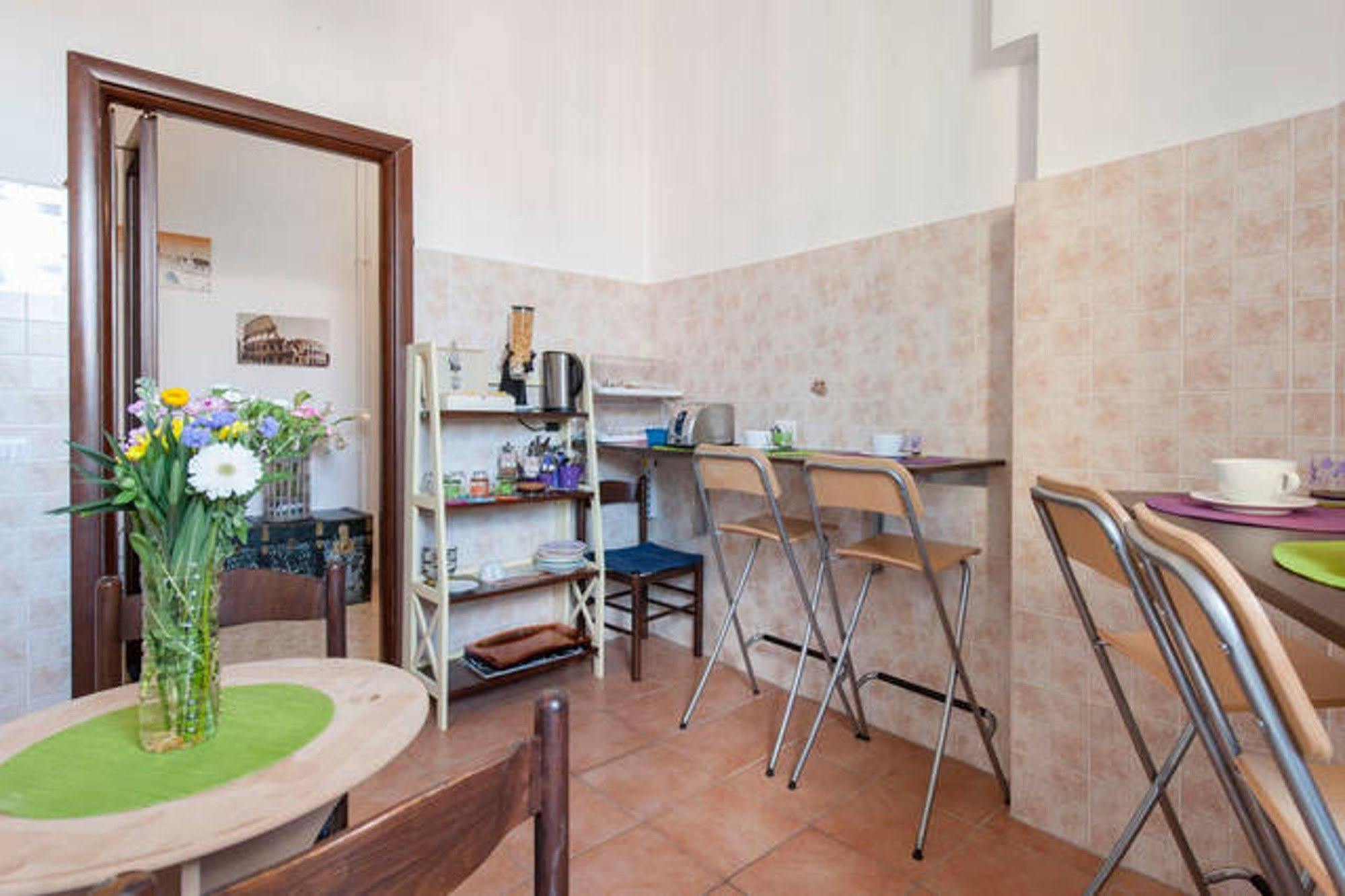 Apartment Casa Via Cesena Rom